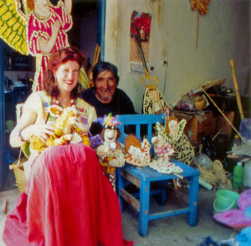 Ann Murdy with Delfino López Godínez, Palm Sunday, 2001. 